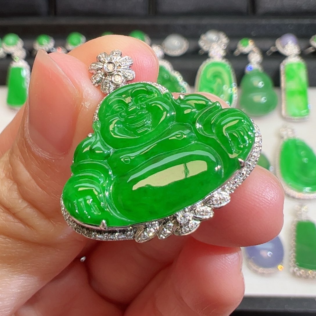 翡翠吊坠(不含链)18K金镶嵌