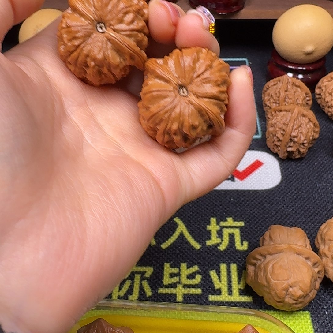 文玩核桃吊坠心**求35石门元宝