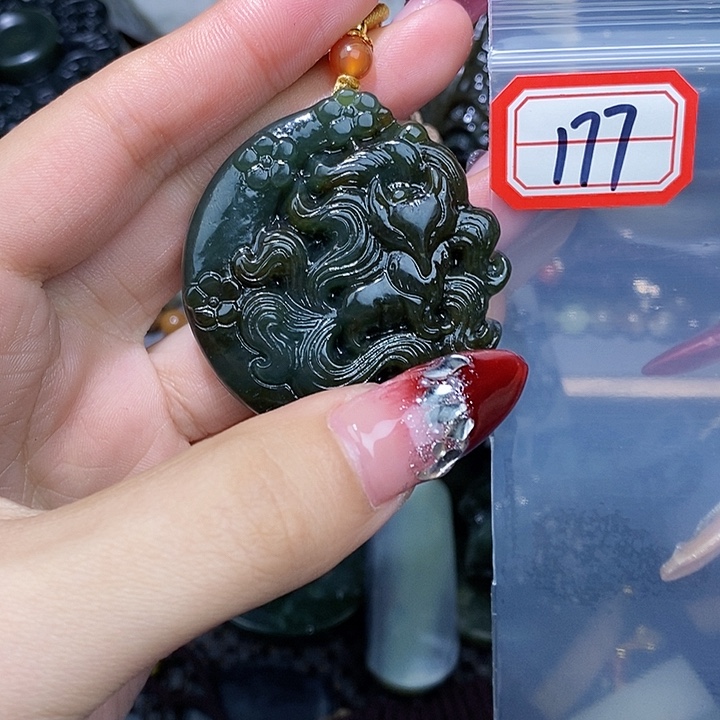 和田玉和田玉边角料随机发未镶嵌