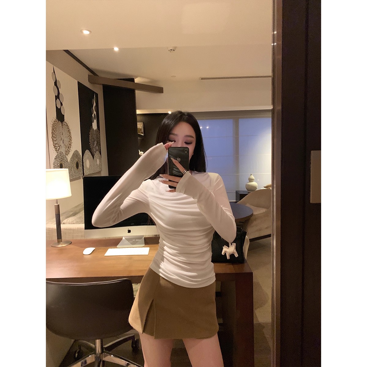 卡其色气质呢料短裙女2025冬季开叉裙裤防走光a字毛呢显瘦半身裙