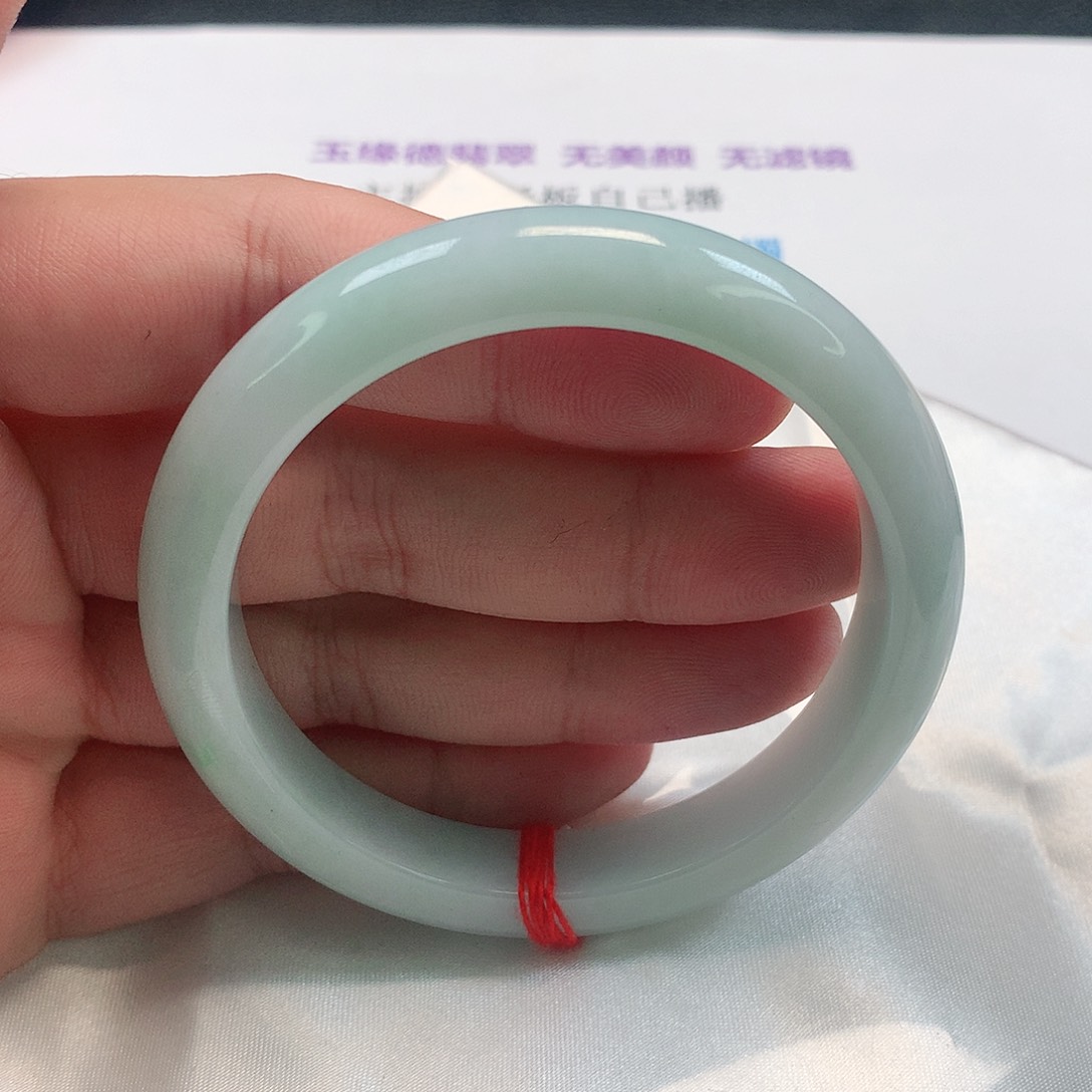 翡翠手镯未镶嵌306号