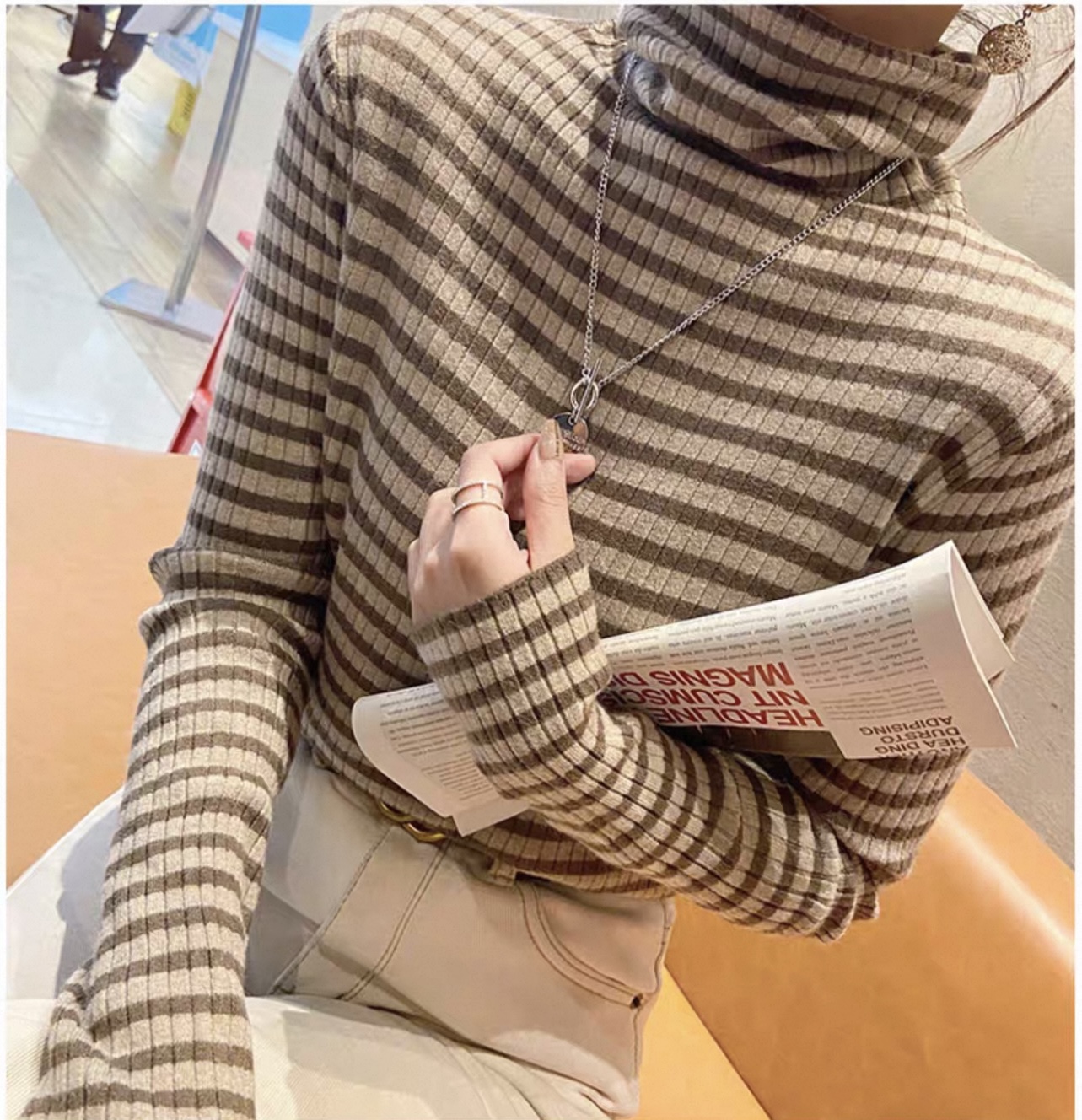 堆堆领【卡其色条纹打底衫】新款重工编织软糯亲肤条纹撞色打底衫