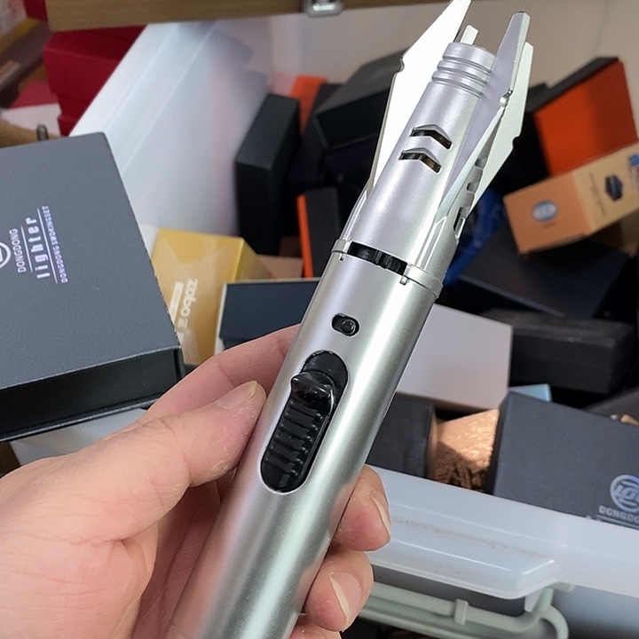 丰***）明铬充气大喷喷打火机充气