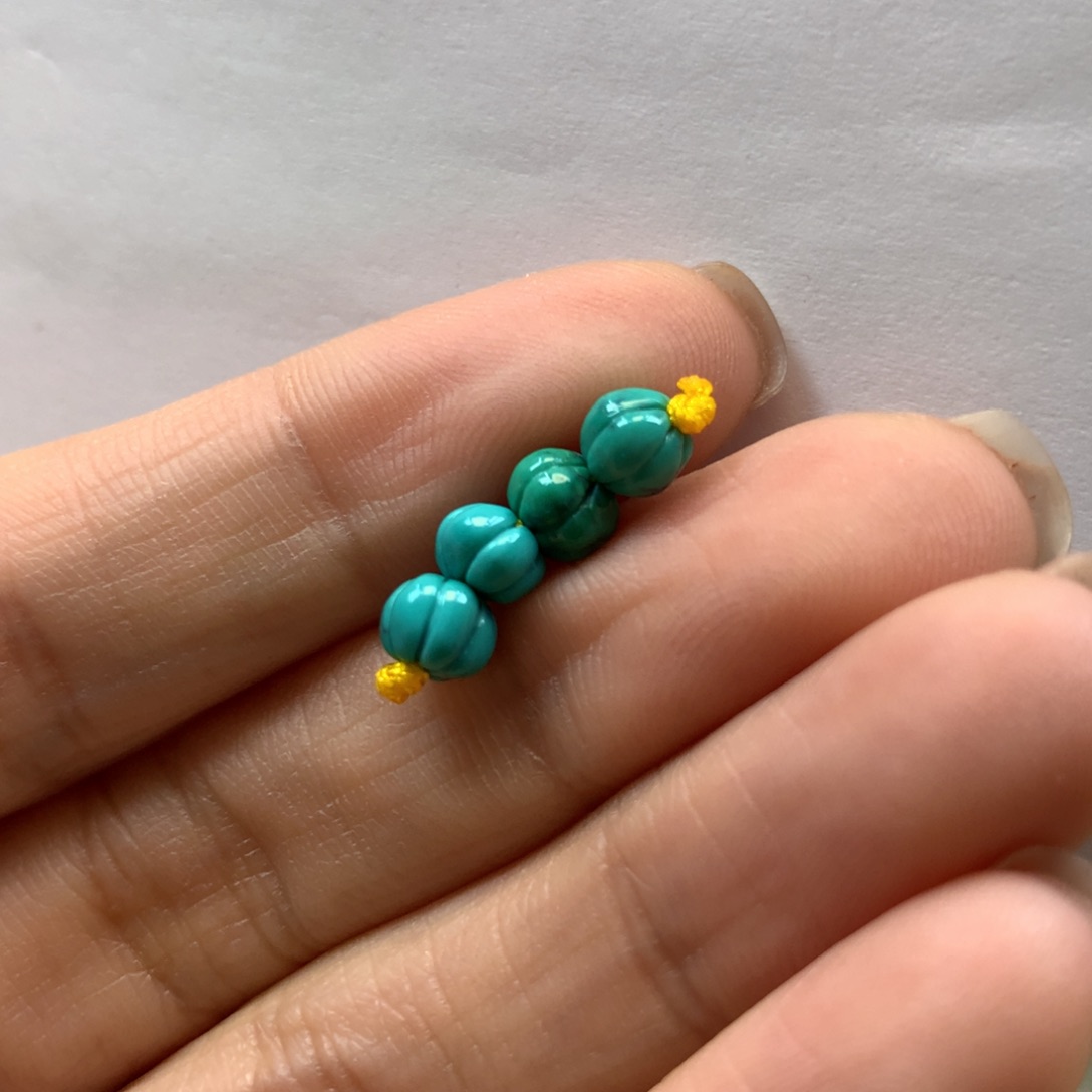 绿松石配饰未镶嵌