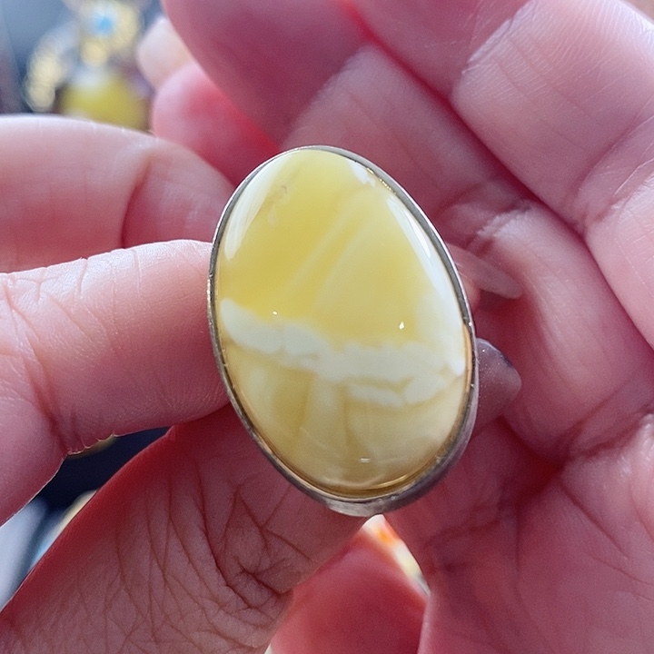 银S925镶嵌琥珀戒指戒指