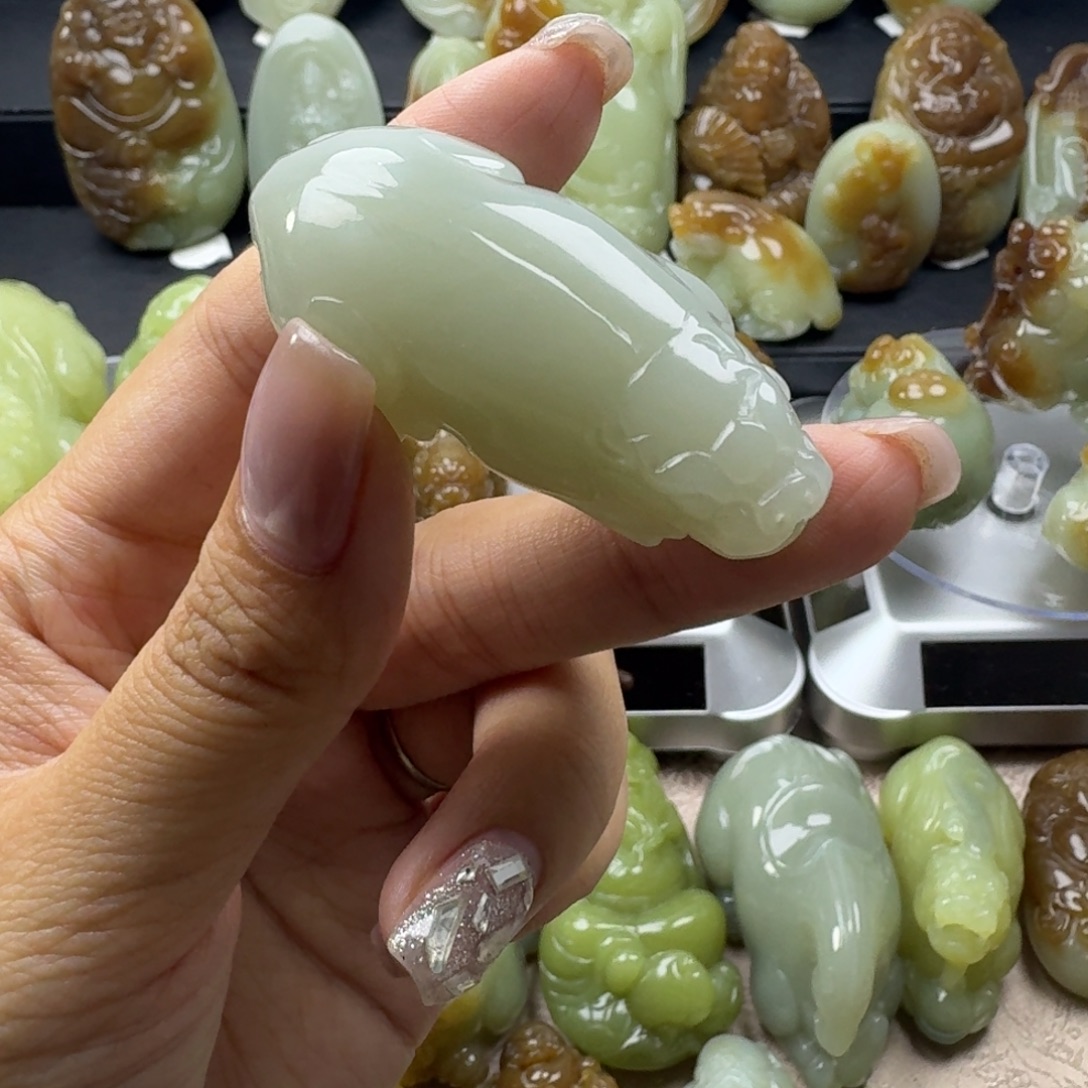 和田玉未镶嵌挂件