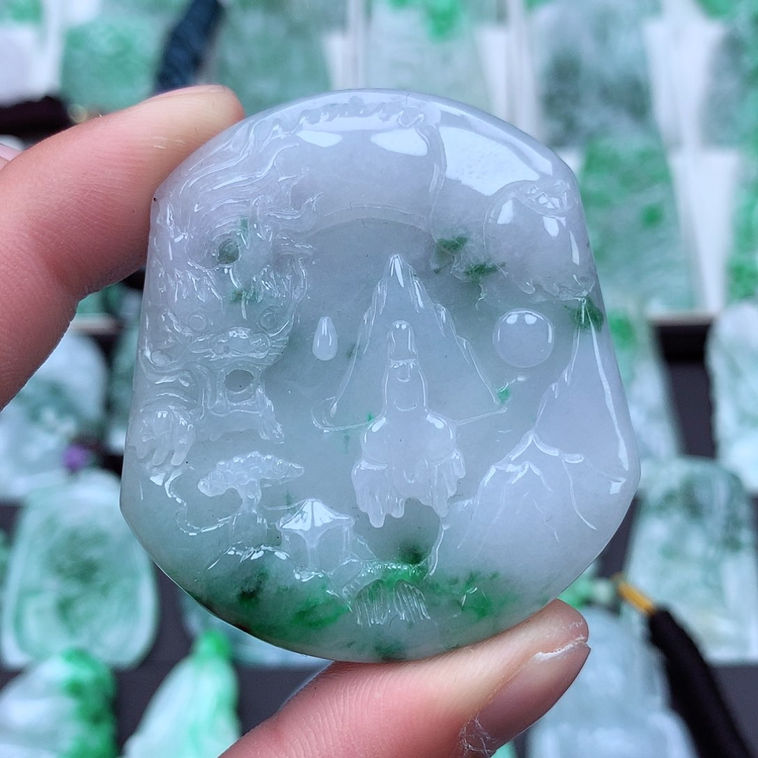 翡翠颈饰未镶嵌翡翠吊坠