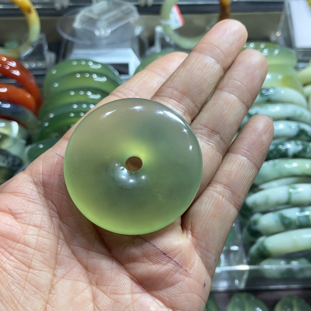 岫玉未镶嵌手镯平安扣