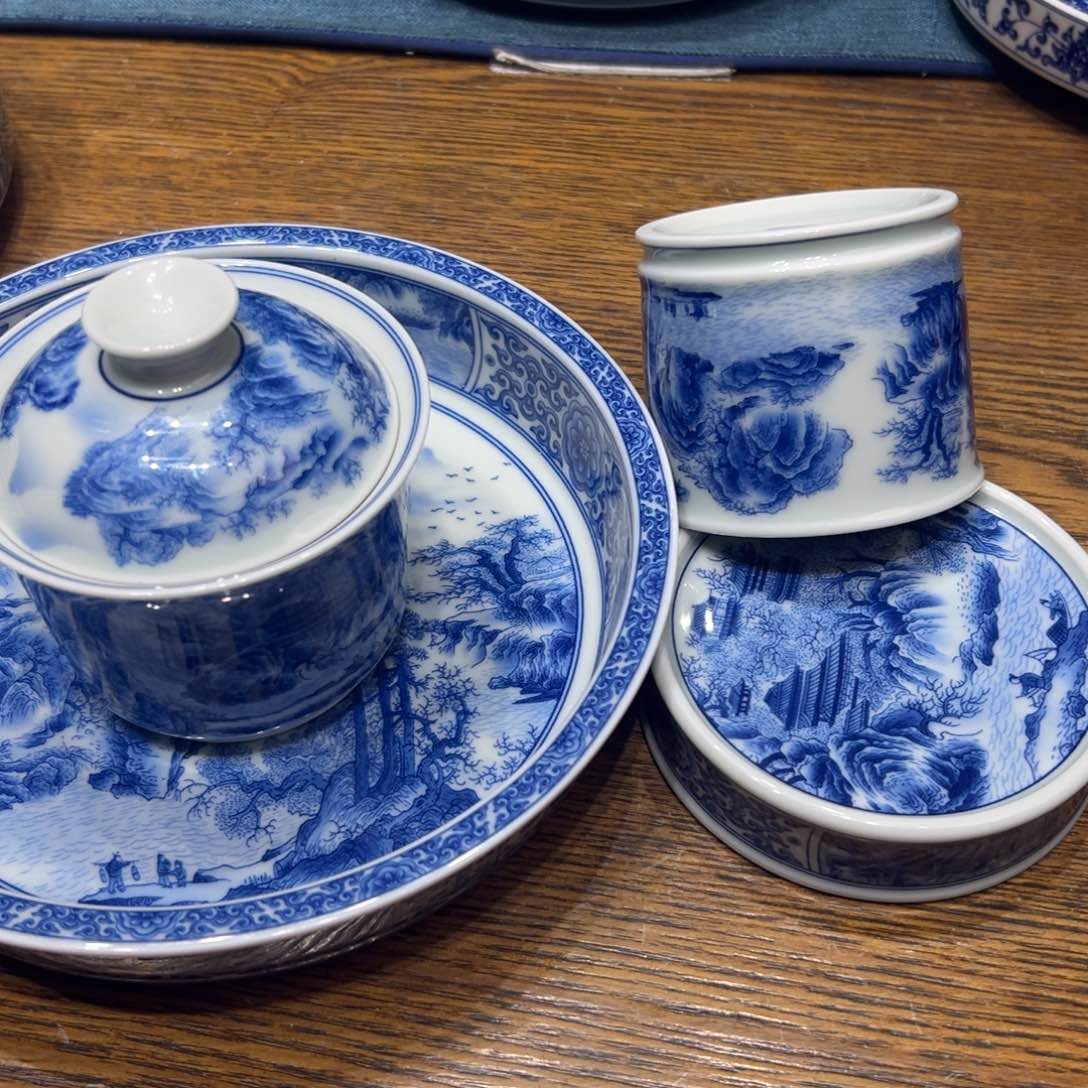 景德镇瓷器精品陈列展品