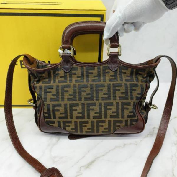 95新/芬迪/市场价35000/包包/250123XZ0018