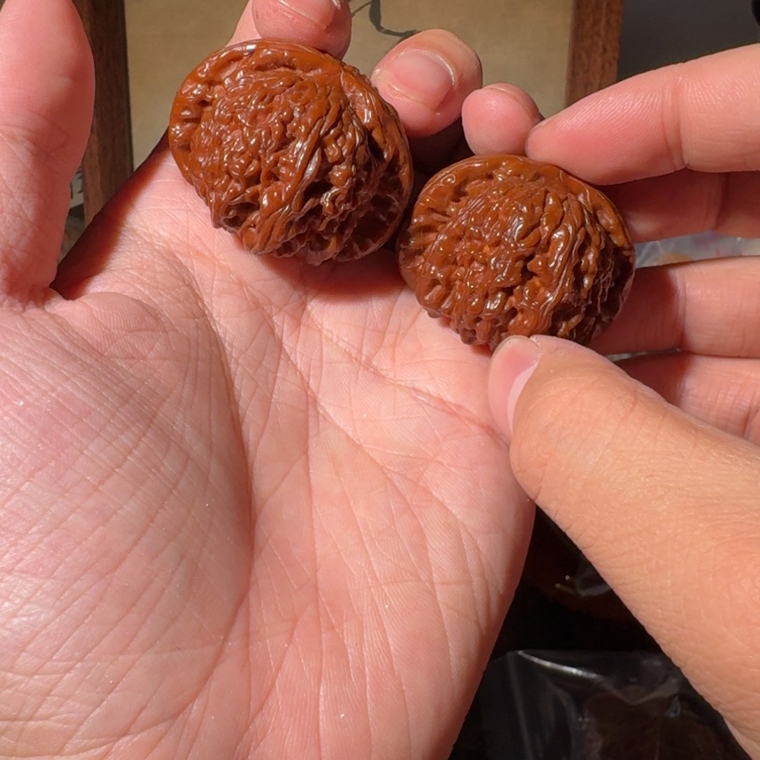 i***s吊坠文玩核桃白狮子