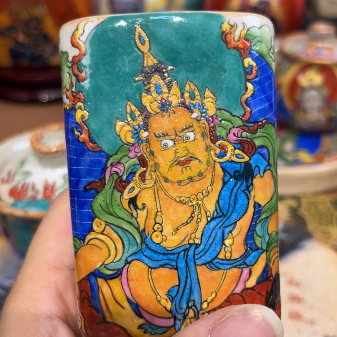 新品发布黄财神杯