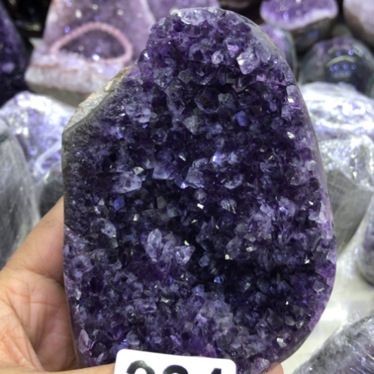 紫晶天然水晶摆件未镶嵌