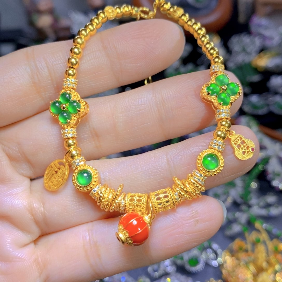 翡翠颈饰银S925镶嵌天然翡翠