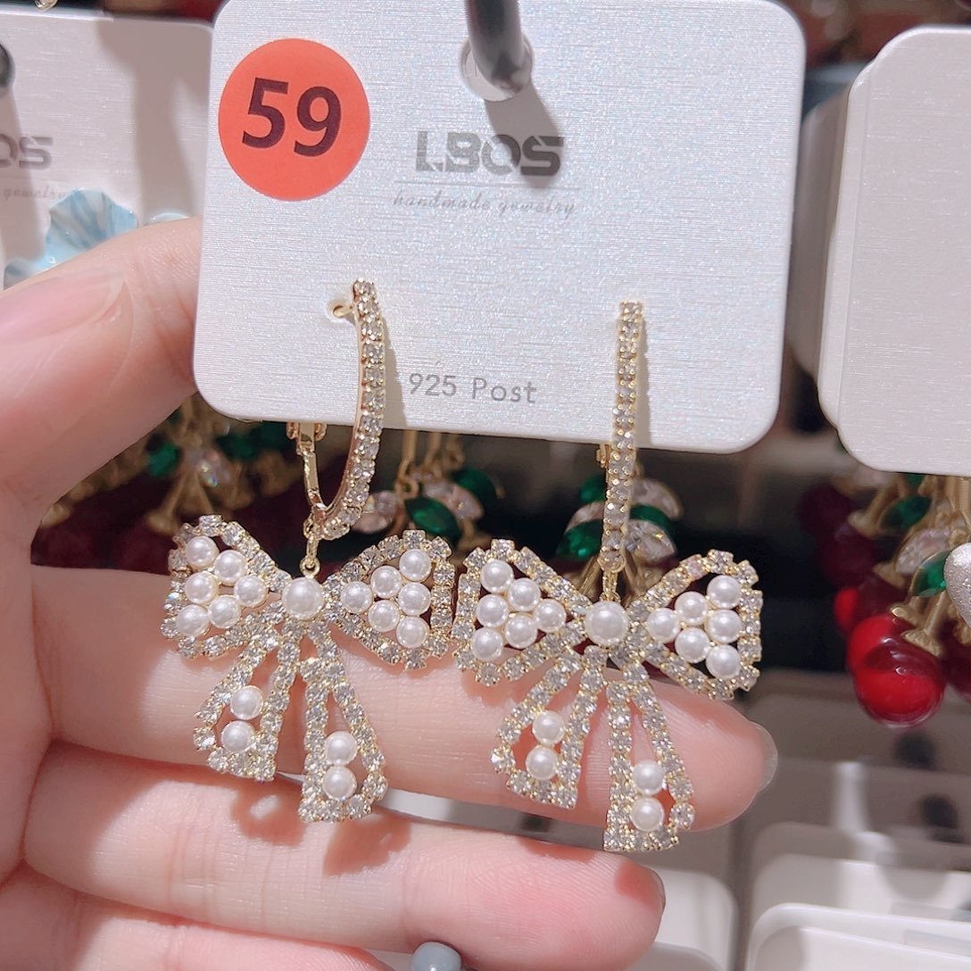 非***筱锆石纯铜合金耳环的