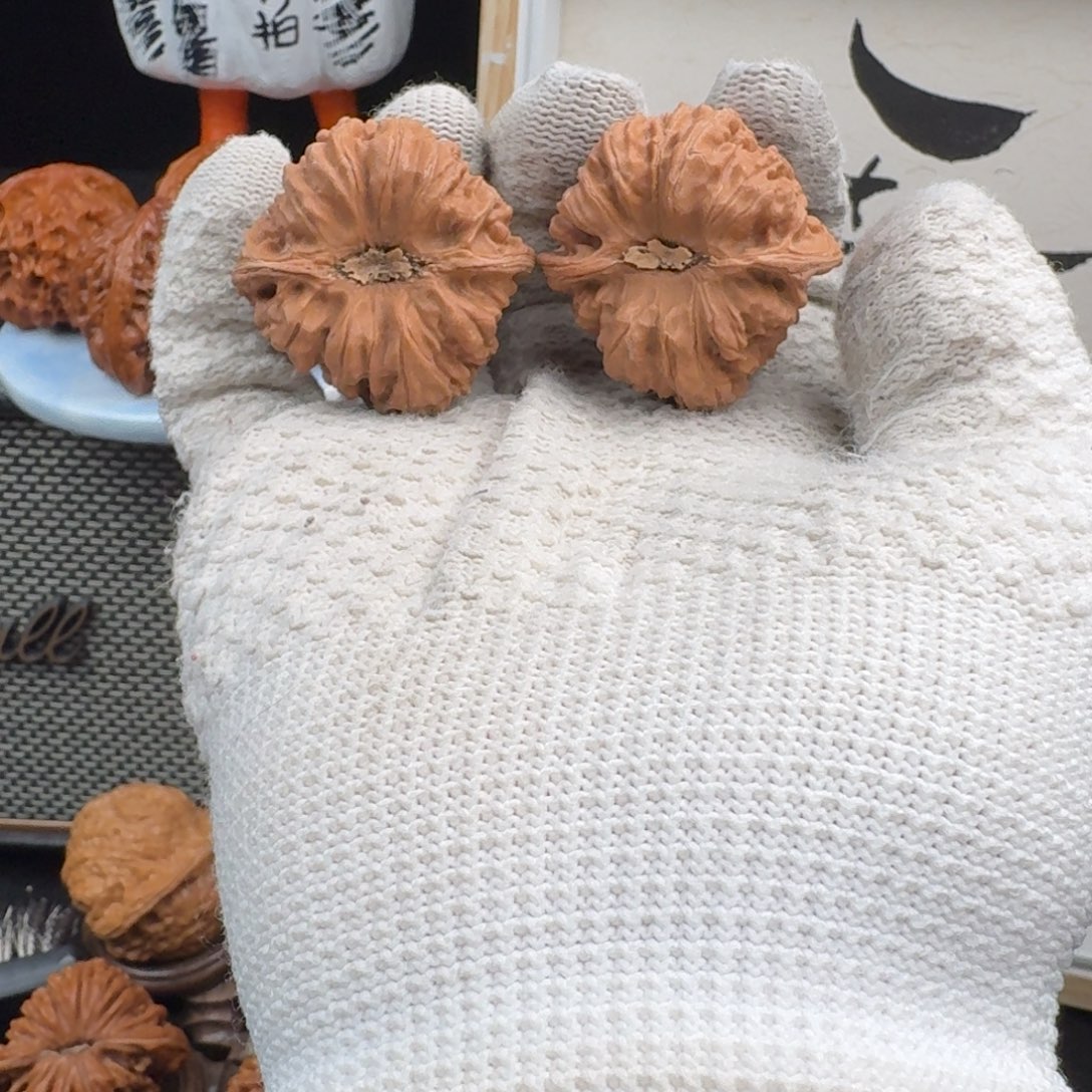 文玩核桃吊坠3913凹底