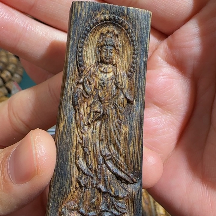 沉香吊坠沉香雕刻牌10克