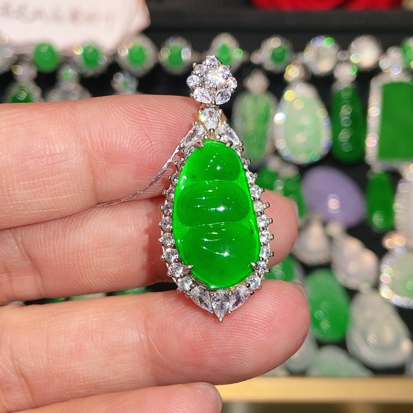 【闪购商品】颈饰未镶嵌翡翠天然翡翠