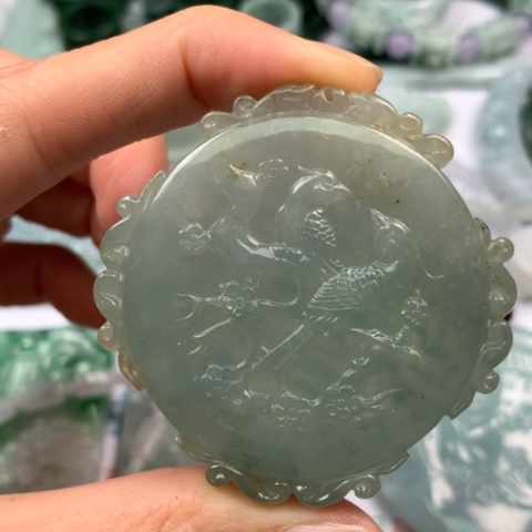 翡翠颈饰未镶嵌翡翠