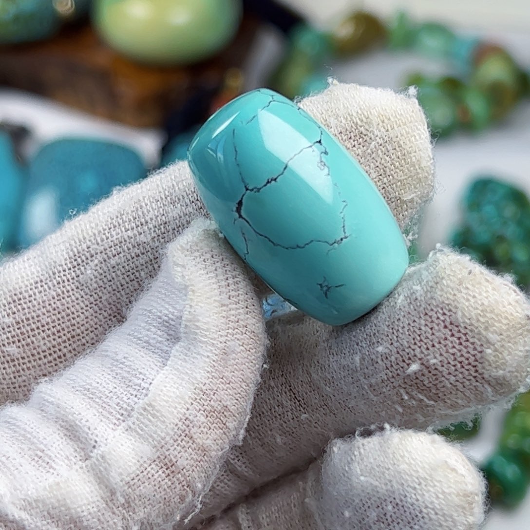 未镶嵌绿松石珠宝奇石