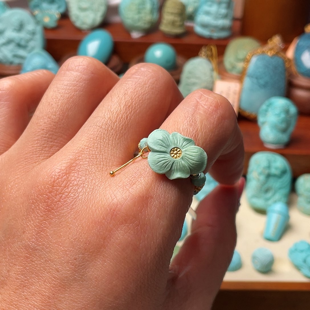 绿松石珠宝奇石18K金镶嵌