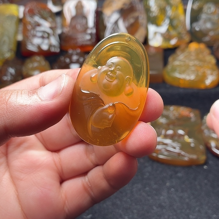 琥珀未镶嵌颈饰219