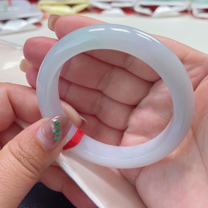 翡翠手镯未镶嵌缅甸翡翠手镯56圈