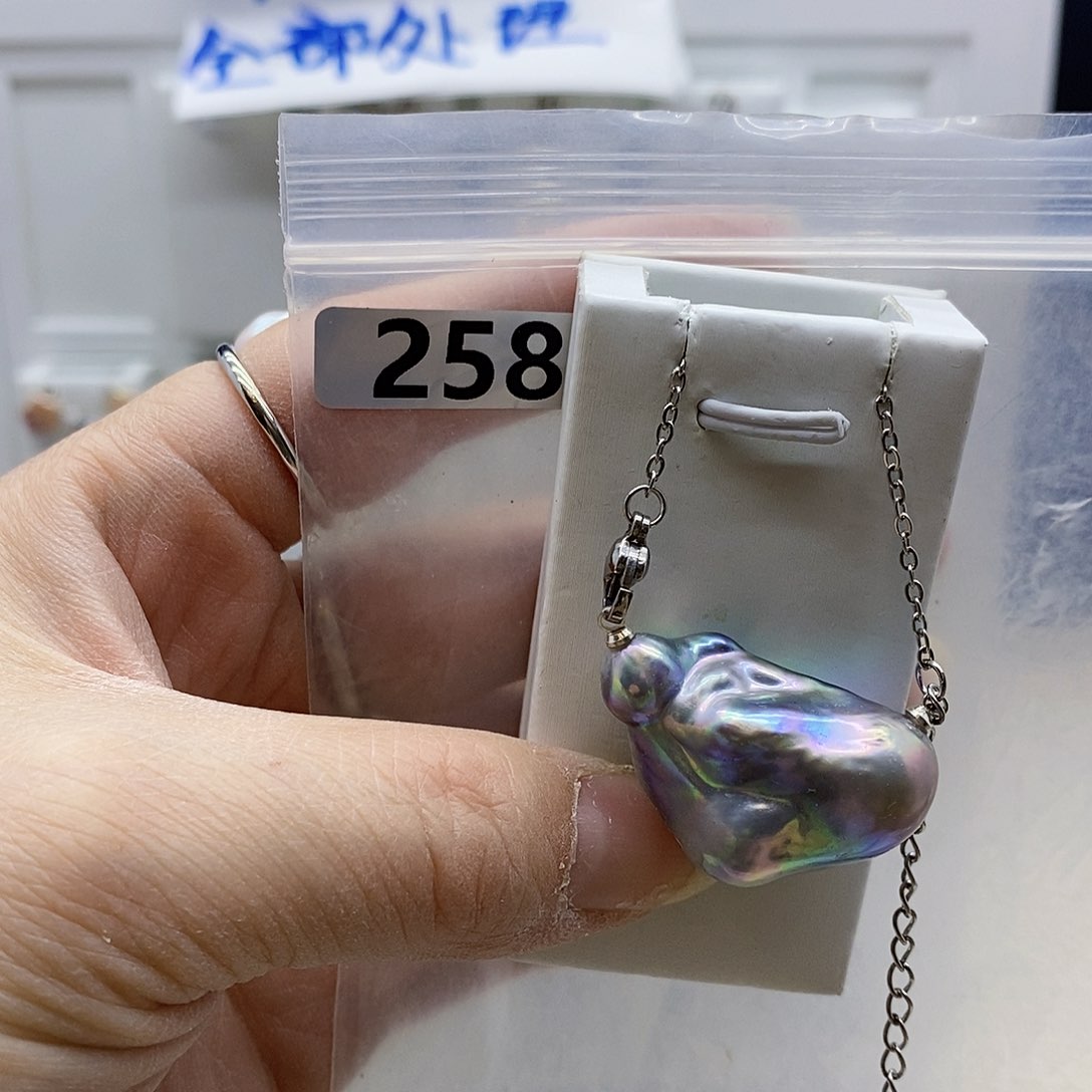 颈饰合金淡水珍珠