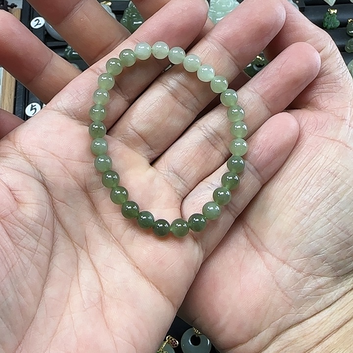 和田玉手链未镶嵌6毫米直径