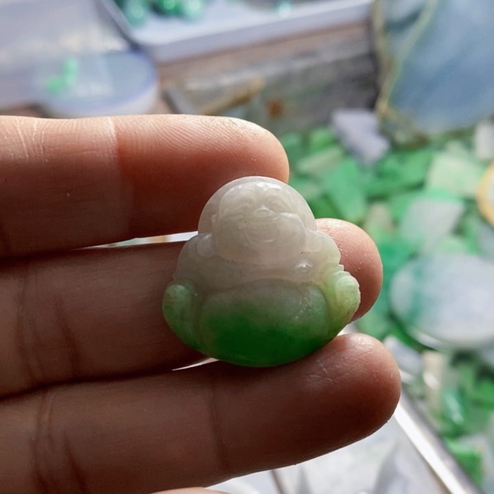 定制翡翠未镶嵌翡翠