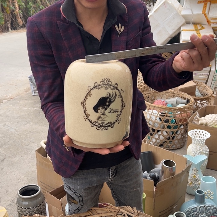 摆件高度21厘米口径9厘米微瑕捡漏