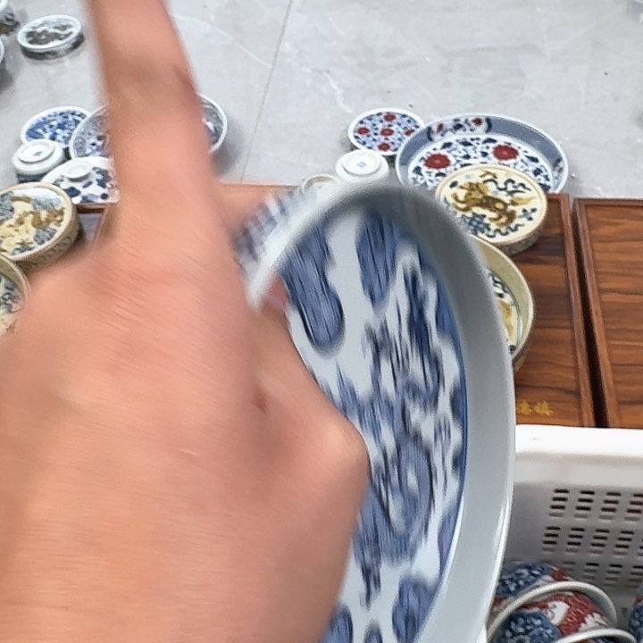 瓷片青花穿云龙大壶乘景德镇