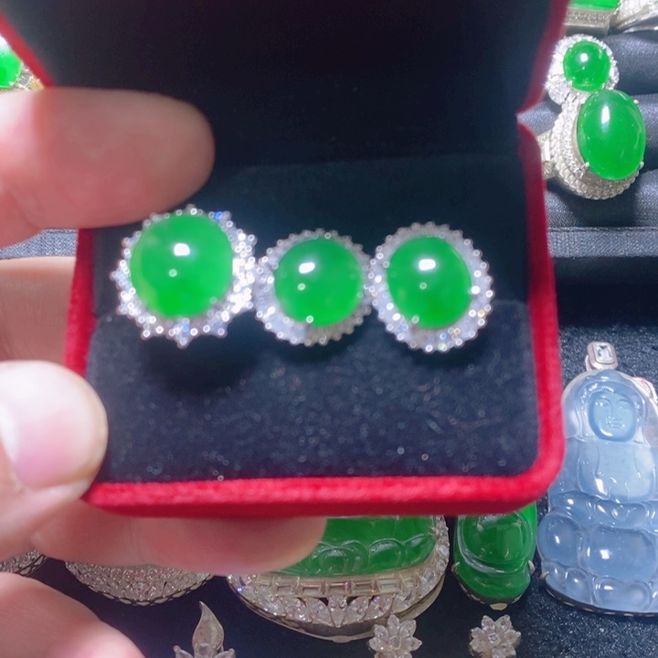 翡翠银S925镶嵌颈饰