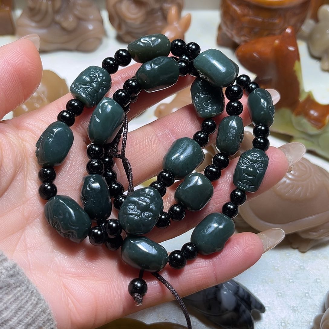 白玉菩提吊坠白玉菩提吊坠