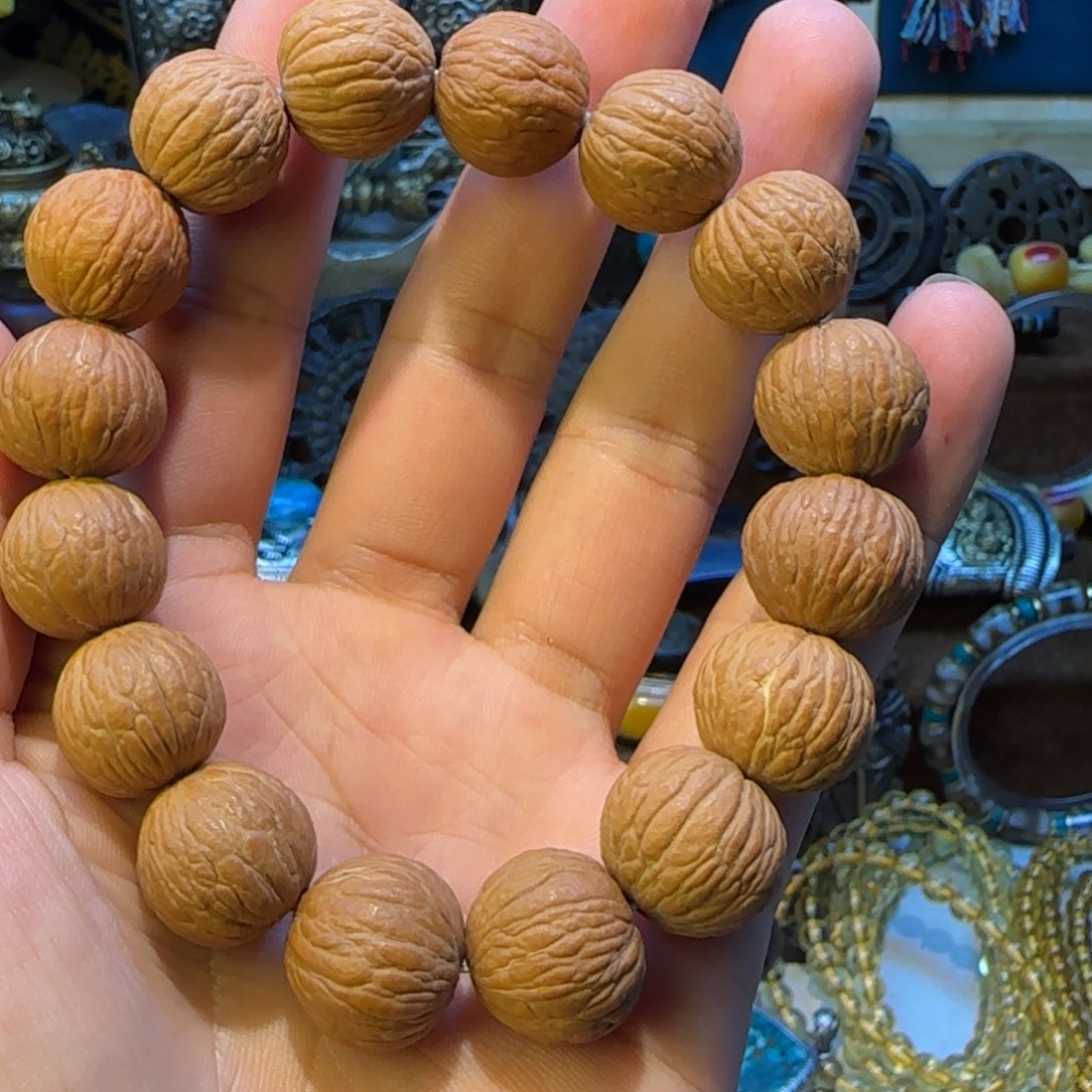 大叶紫檀（黑酸枝木类）