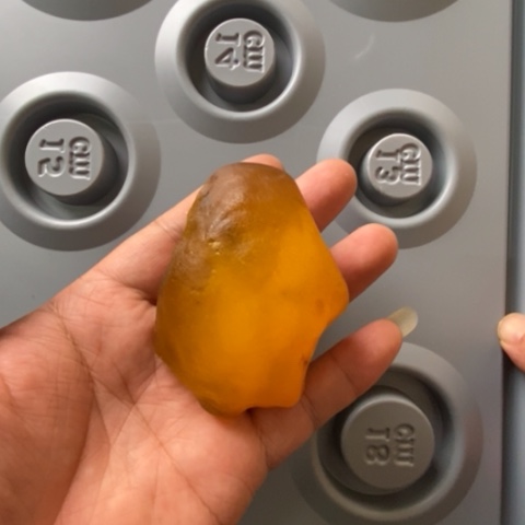 蜜蜡珠宝奇石未镶嵌心**成天然原矿琥珀蜜蜡原石定制