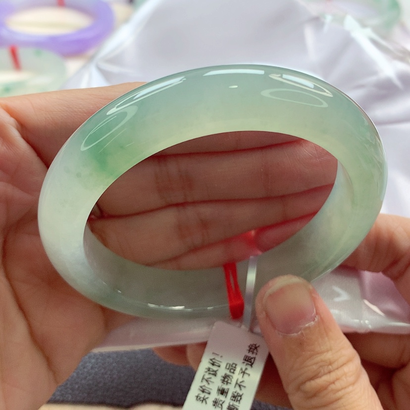 【闪购商品】翡翠手镯未镶嵌57.3冰飘晴水绿冰胶共存A