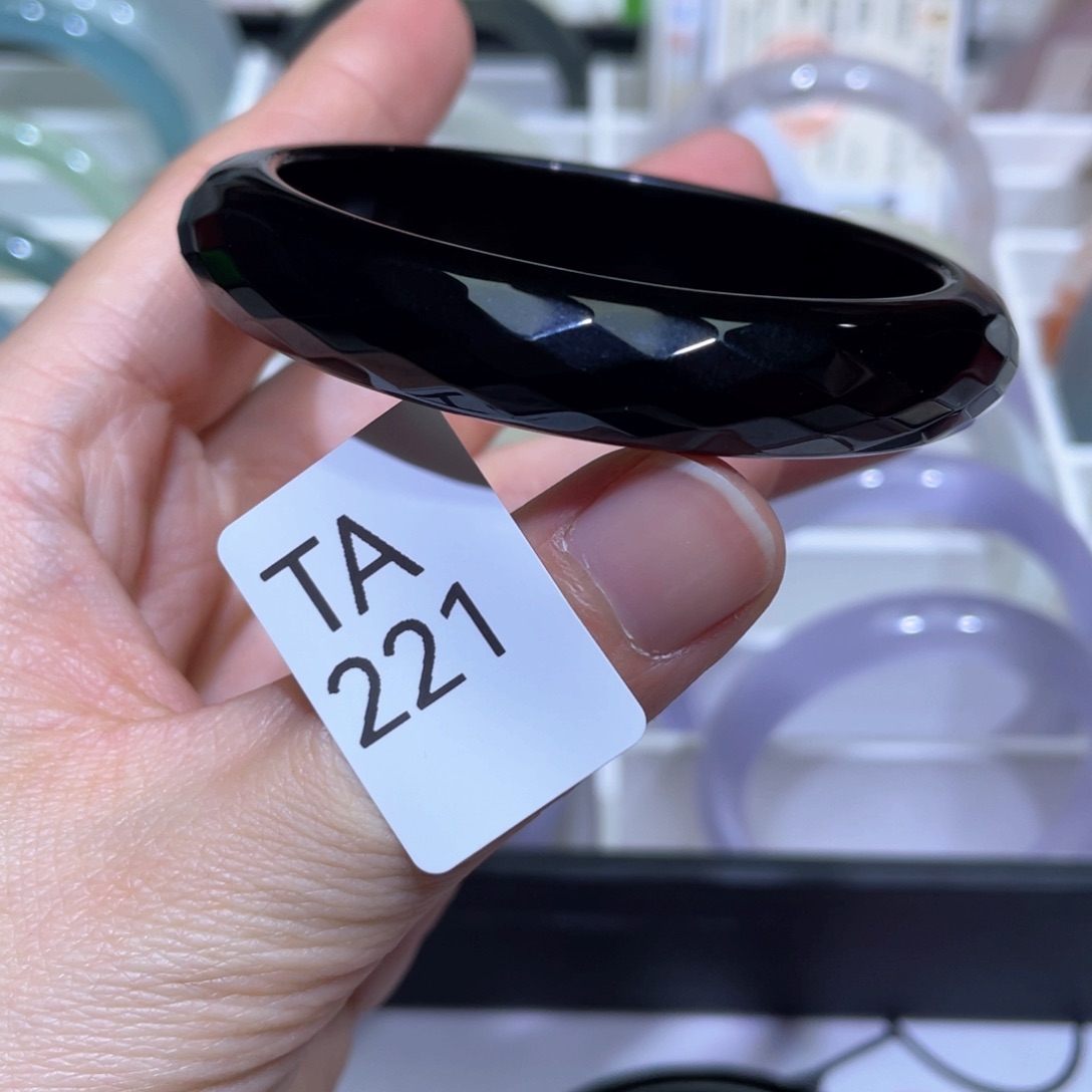 水晶手镯未镶嵌55圈