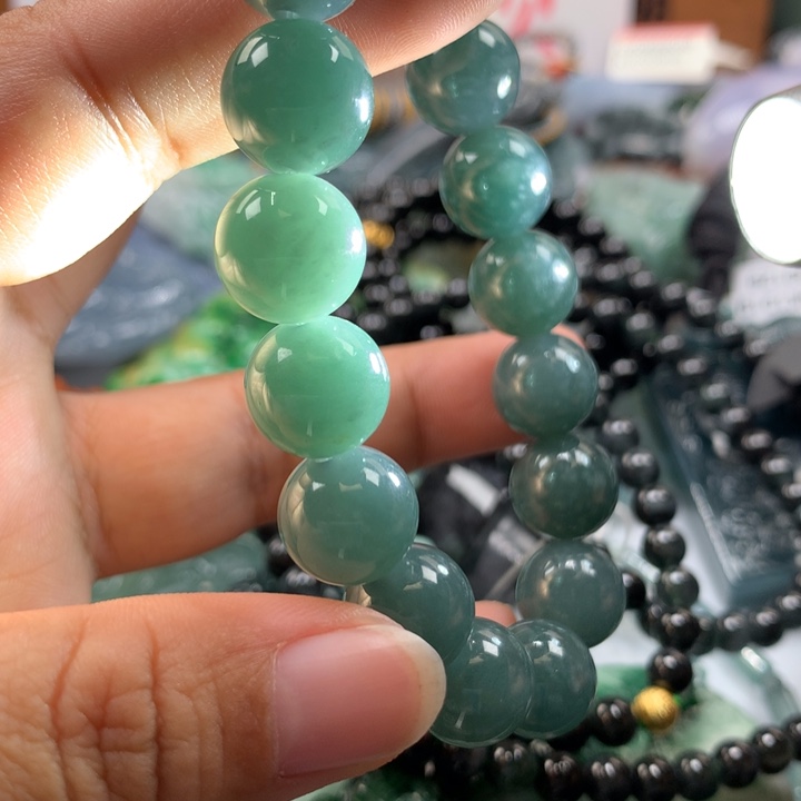 翡翠颈饰未镶嵌保真天然A货翡翠