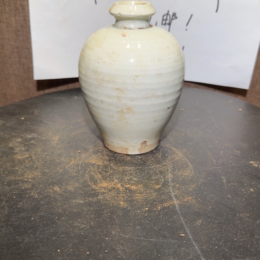 漂亮的小瓷瓶子瓷杯