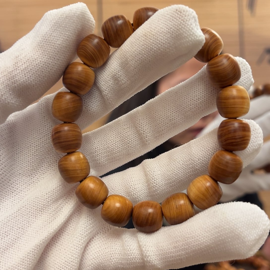 柏木（崖柏）手串/手链12老型黑油蚕丝顺泥膏药香17.5