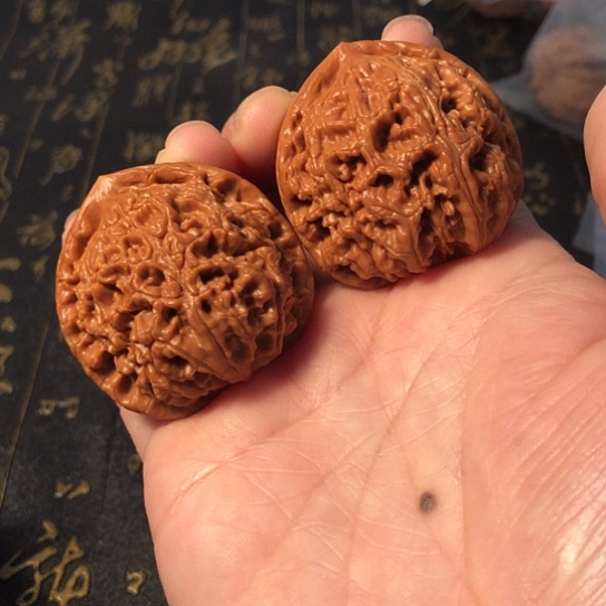 文玩核桃把件水龙纹42mm