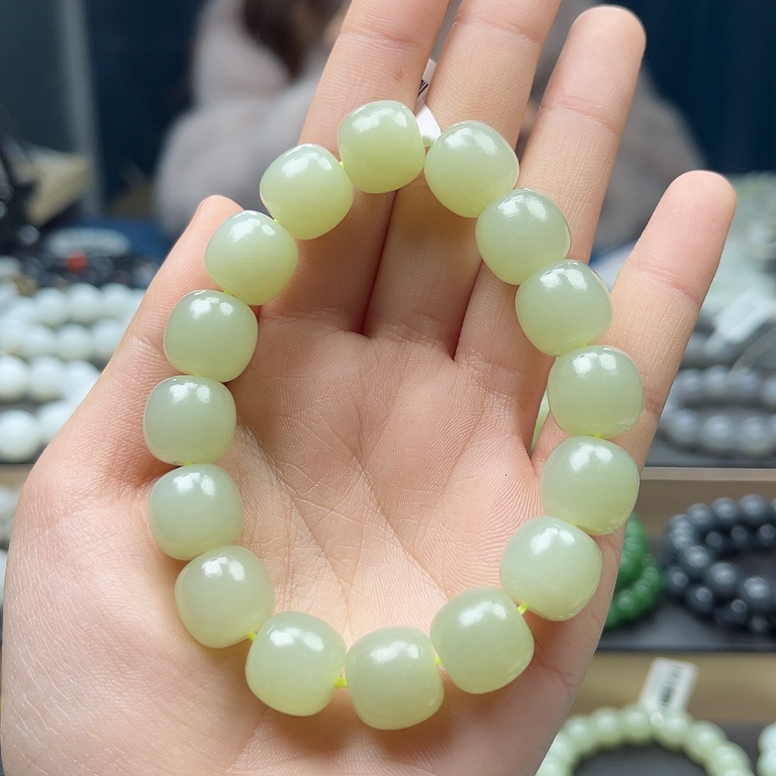 和田玉手链未镶嵌