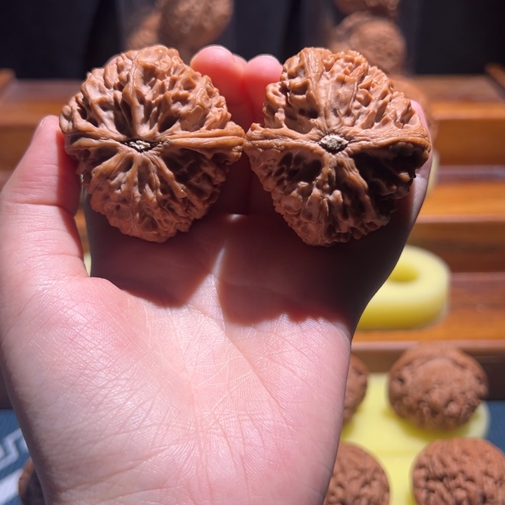 居***盒吊坠文玩核桃44全品核尊