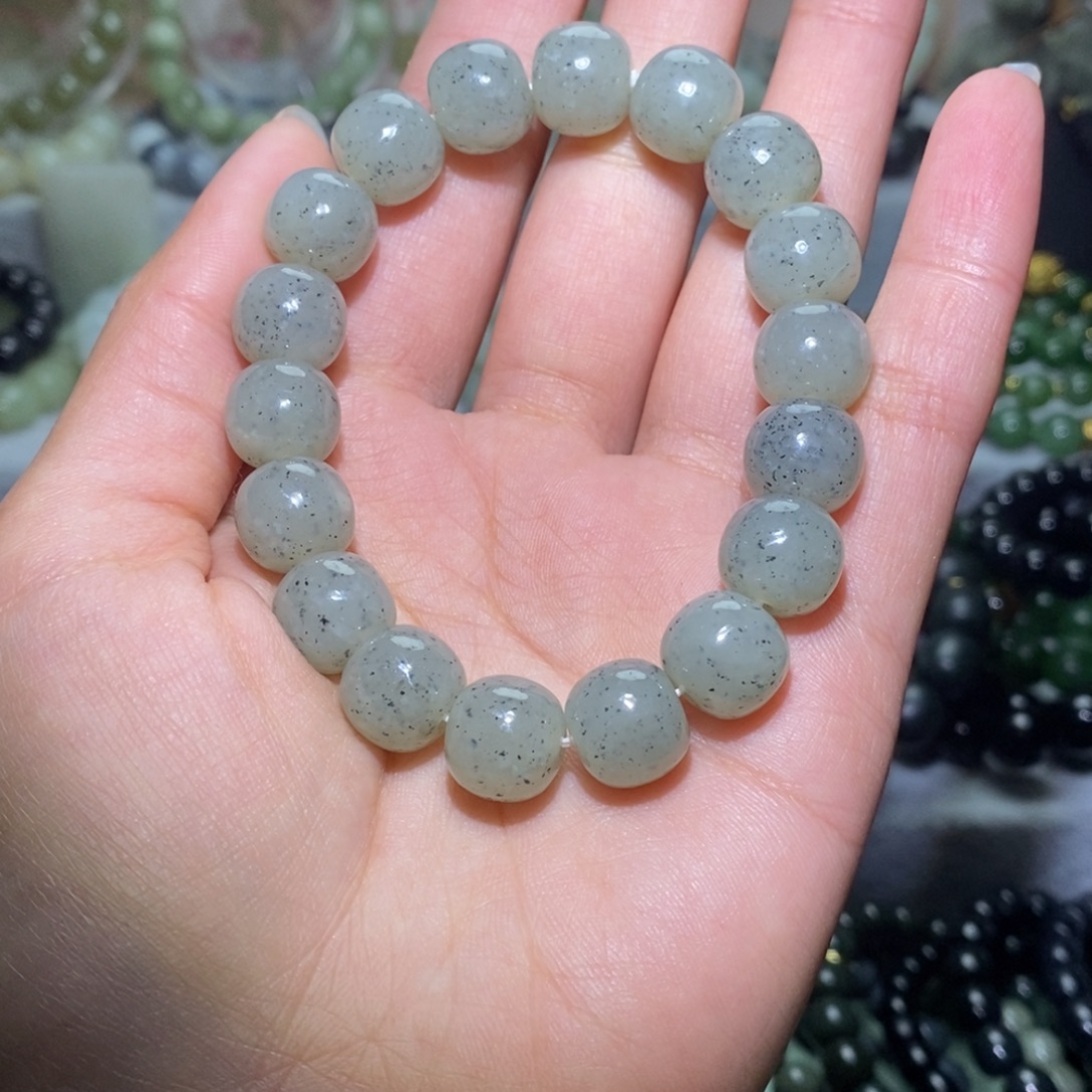 和田玉未镶嵌手链