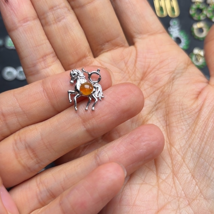 翡翠银S925镶嵌耳饰