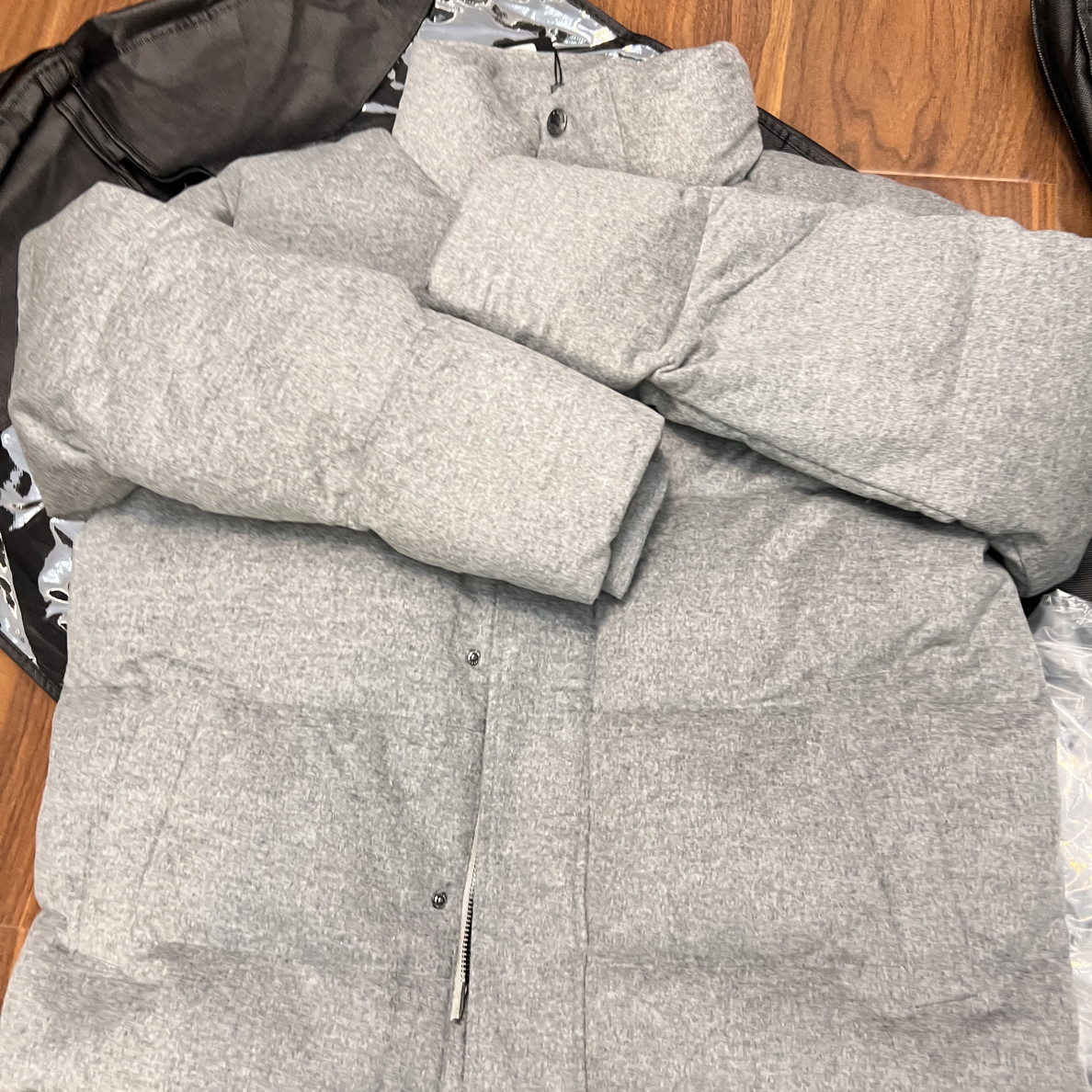 99550 dg新款男士立领羊绒羽绒服