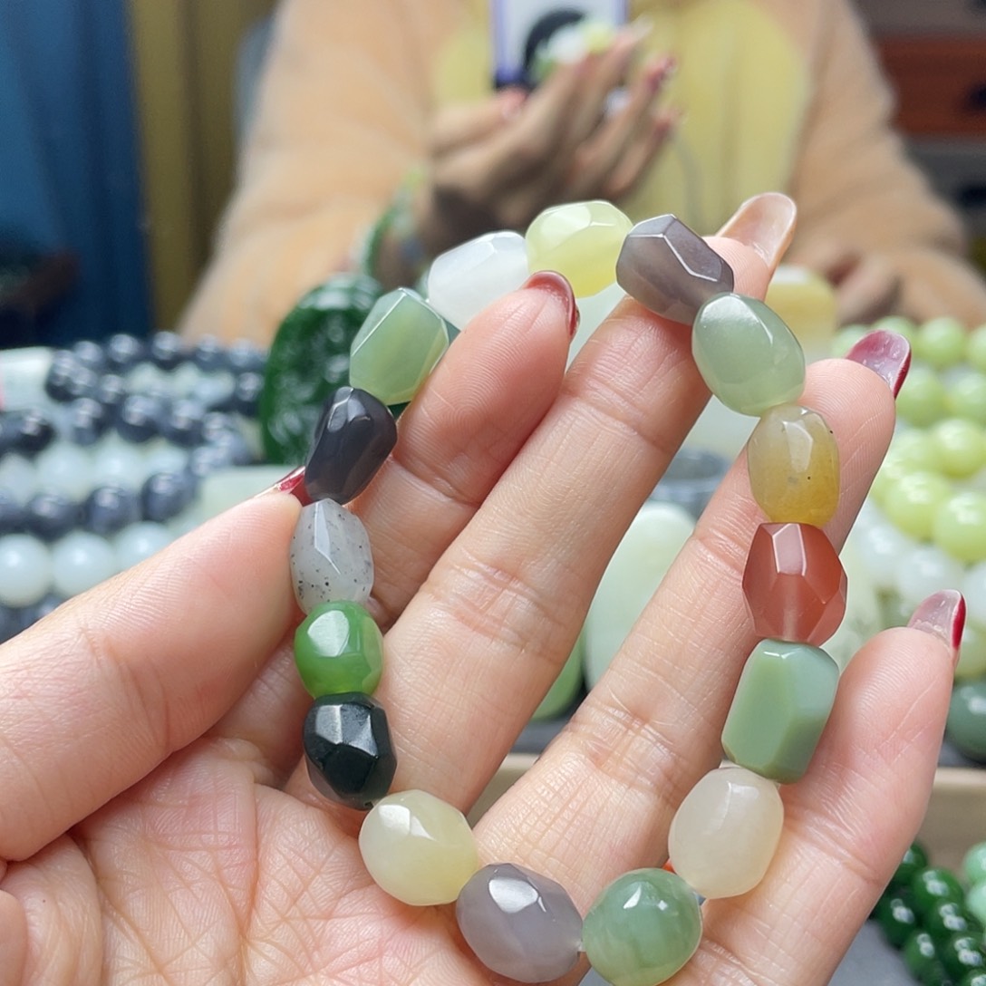 和田玉手链未镶嵌