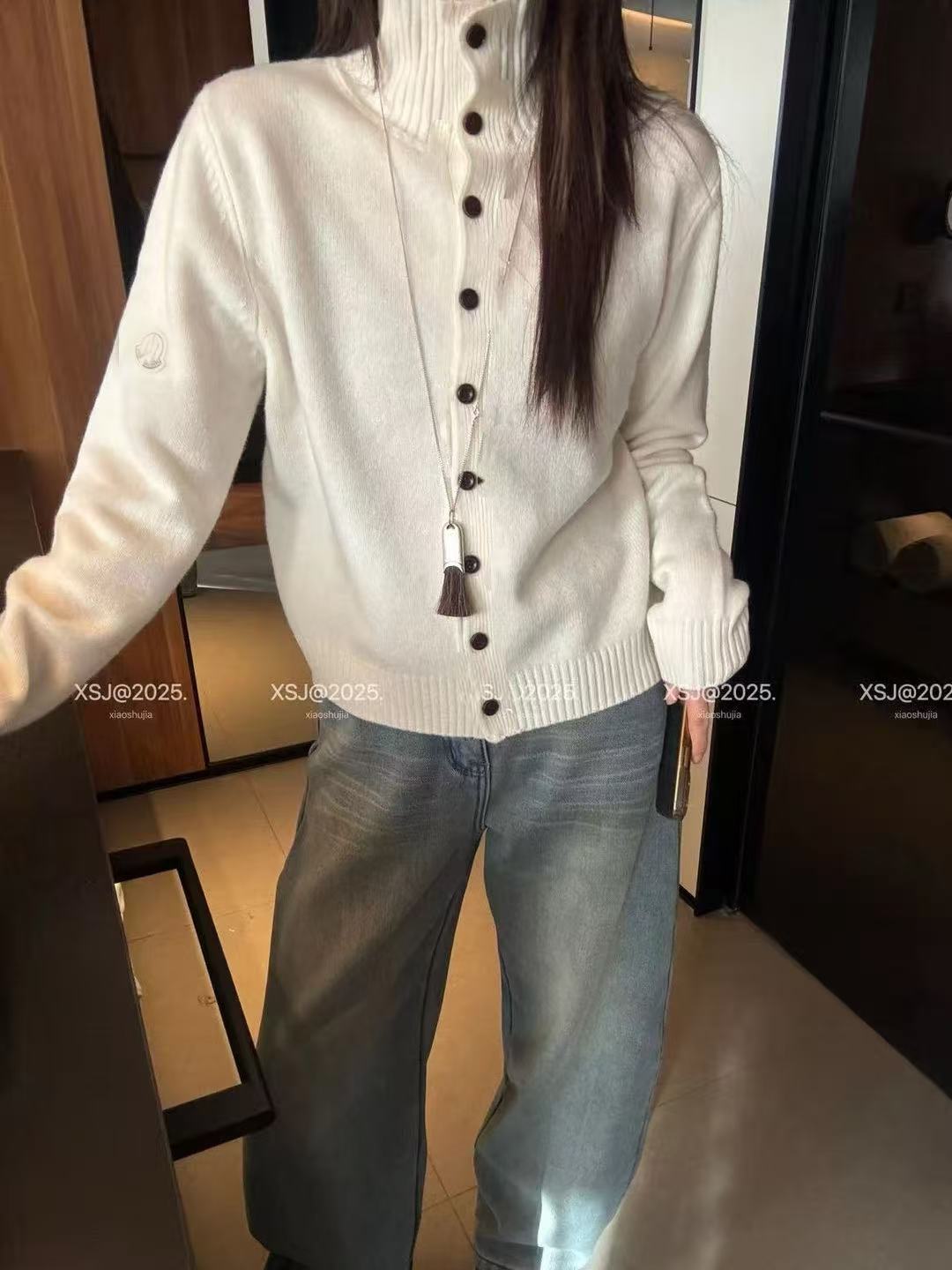 9966-3432 纯色长袖百搭红色单排扣毛衣针织衫开衫