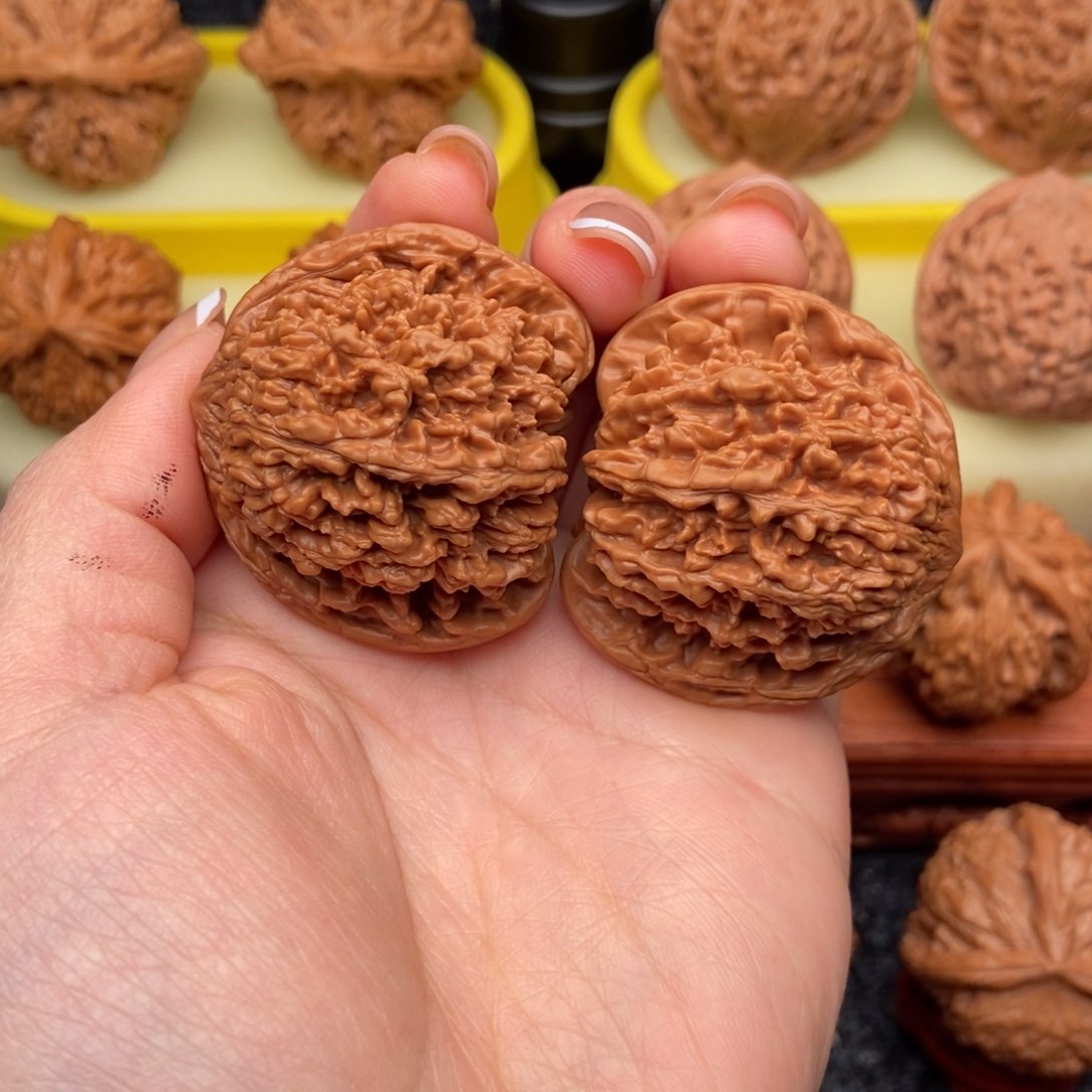 文玩核桃吊坠42老树满天星